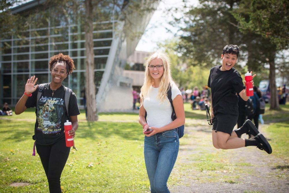 Loyalist College's enthusiastic student body during Fall Orientation.