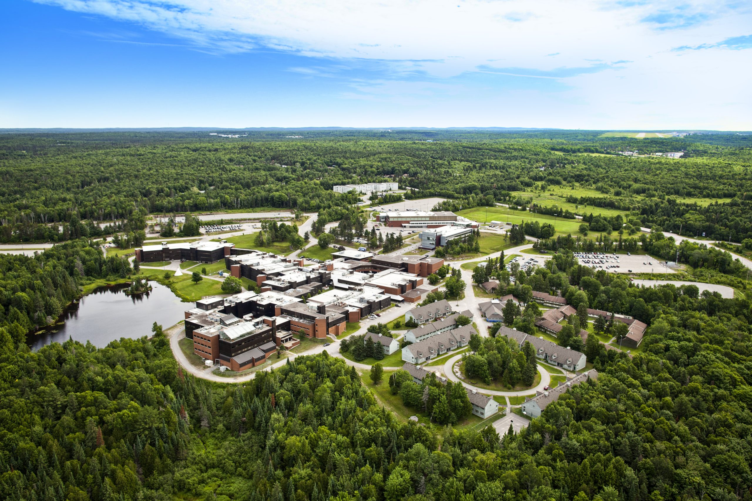 An aerial photograph of Nipissing University's picturesque campus in beautiful North Bay